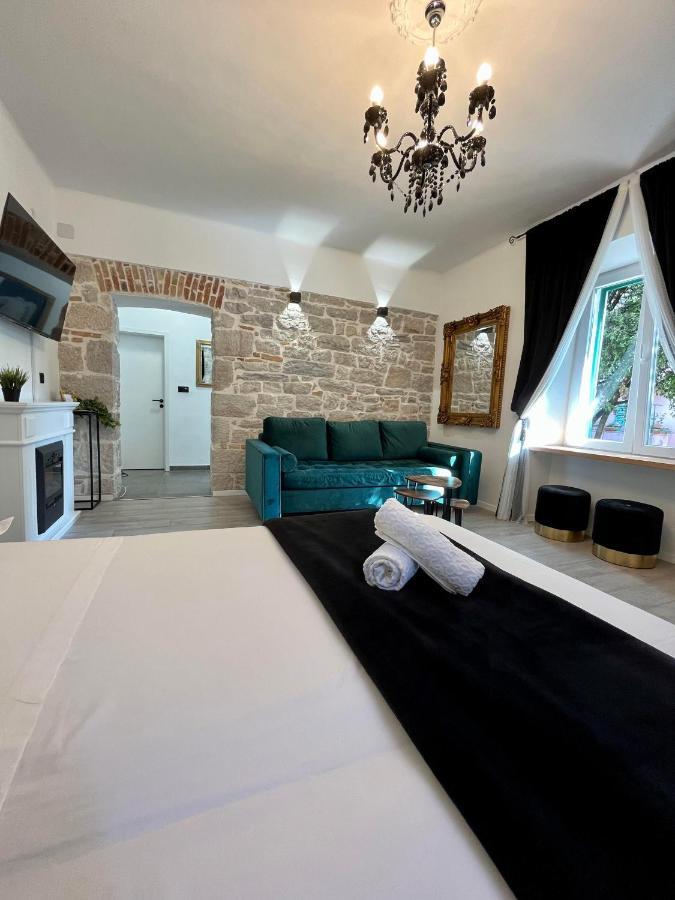 Luxury Heritage Apartment Zara Antica Exteriör bild